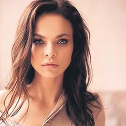 Singer Veronika Discord Bot Logo