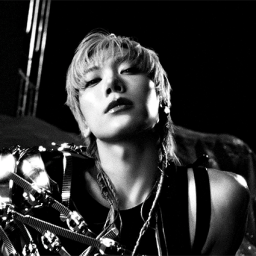 ✨🍞 bri-oche buns 🍞✨ Discord Server Logo